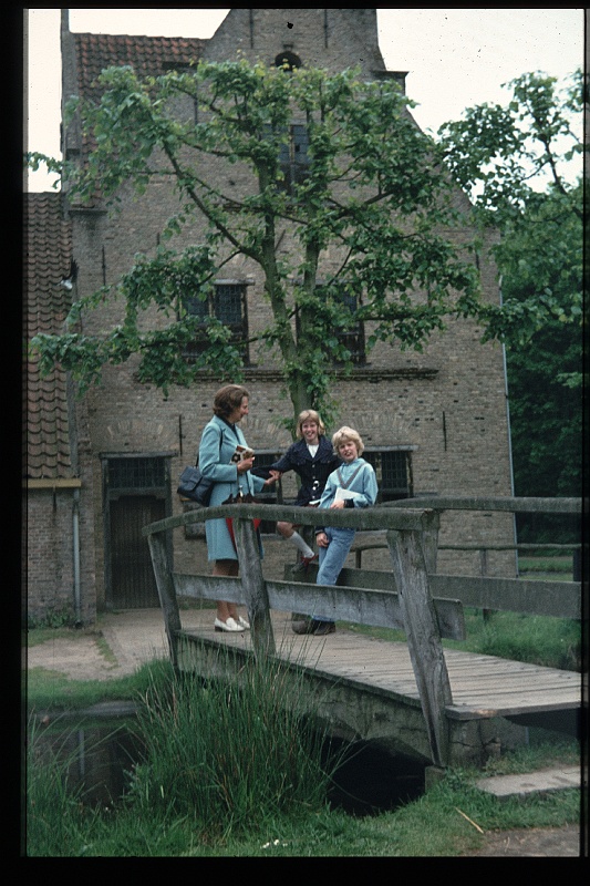 23.Arnhem mei 1974 Mama,Marion,Peter.JPG